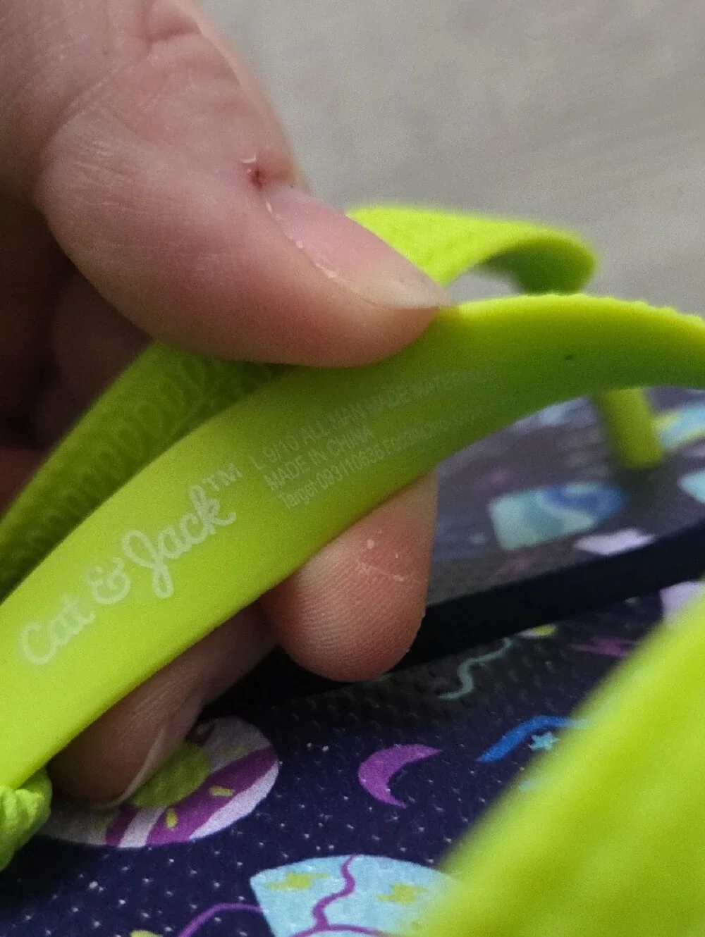 Cat & Jack Neon Green Strap Flip Flops with Jellyfish Print Size 9/10